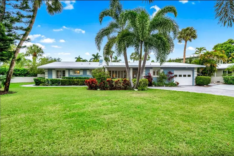 301 Jackson Dr, FL