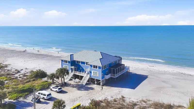 221 N Gulf Blvd #A, FL