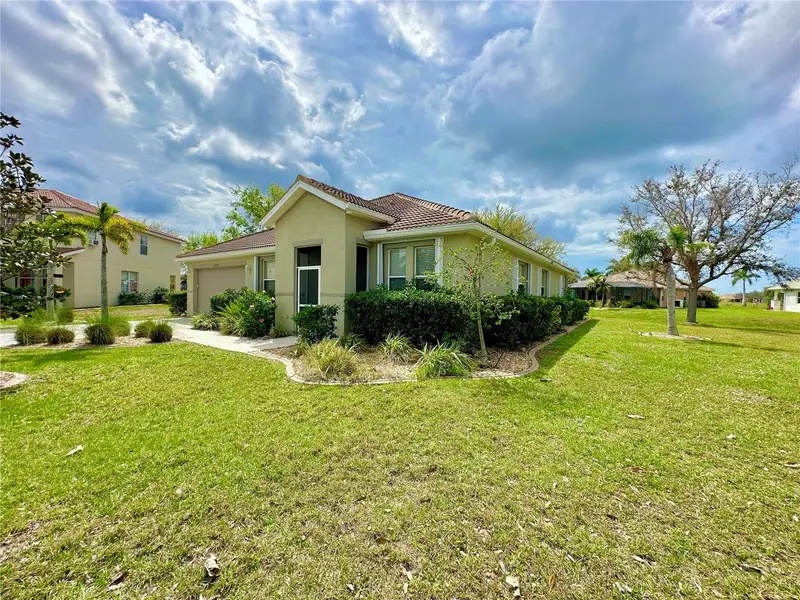 24479 Vienison Ln, FL