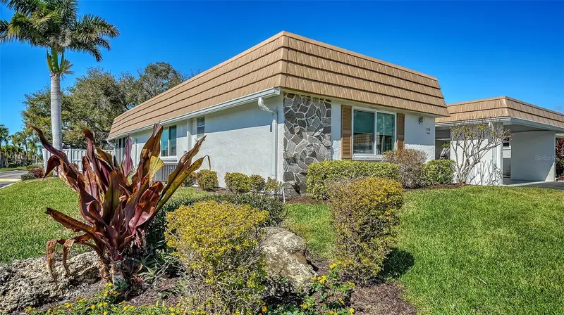 2603 Riverbluff Pkwy #V141, FL