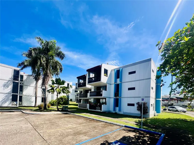Ave Marina Villa Marina #103, PR