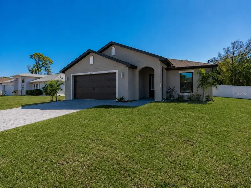 3638 Wentworth St, FL