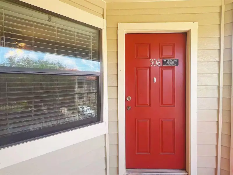3008 Parkway Blvd #306, FL
