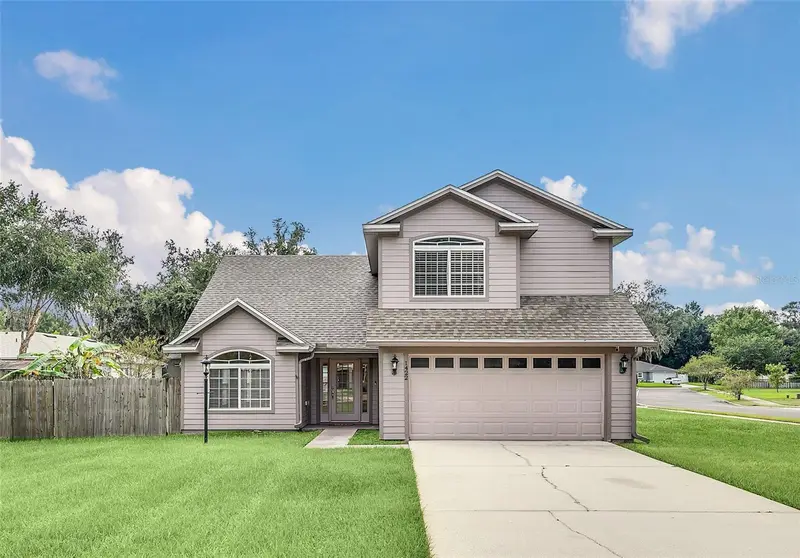 1422 Saffron Trl, FL