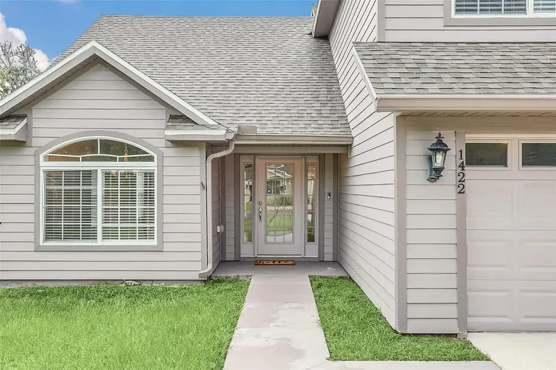 1422 Saffron Trl, FL