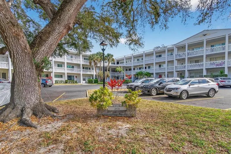2021 Australia Way W #39, FL