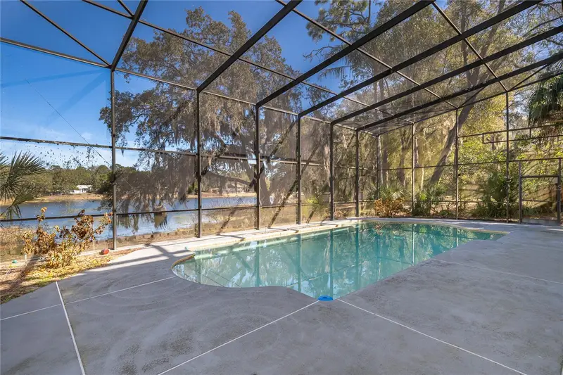 1813 Hidden Pine Ln, FL