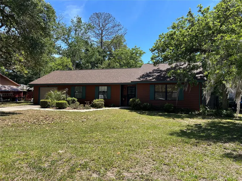 2560 Ne 46 Ln, FL
