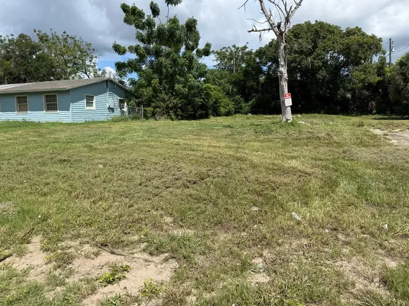 5209 Bonnie Brae Cir, FL