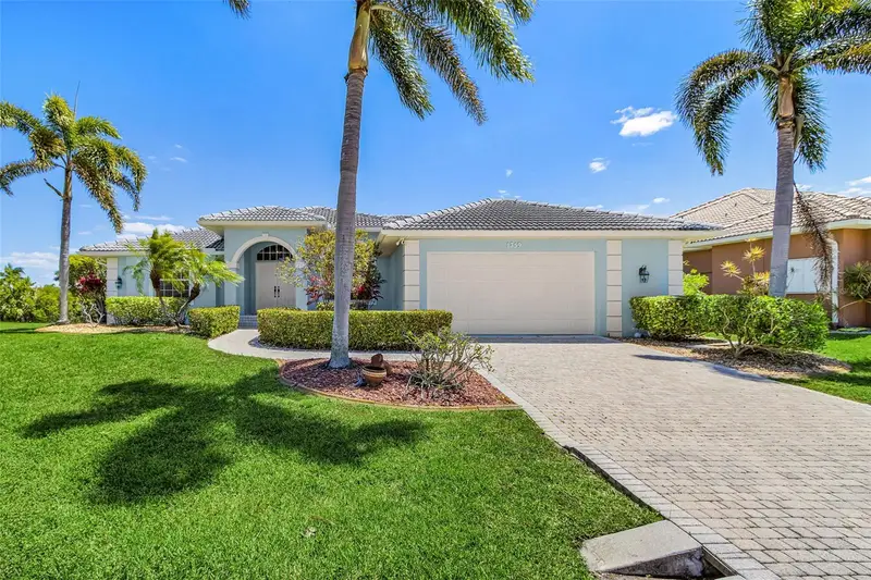 1359 Pine Siskin Dr, FL