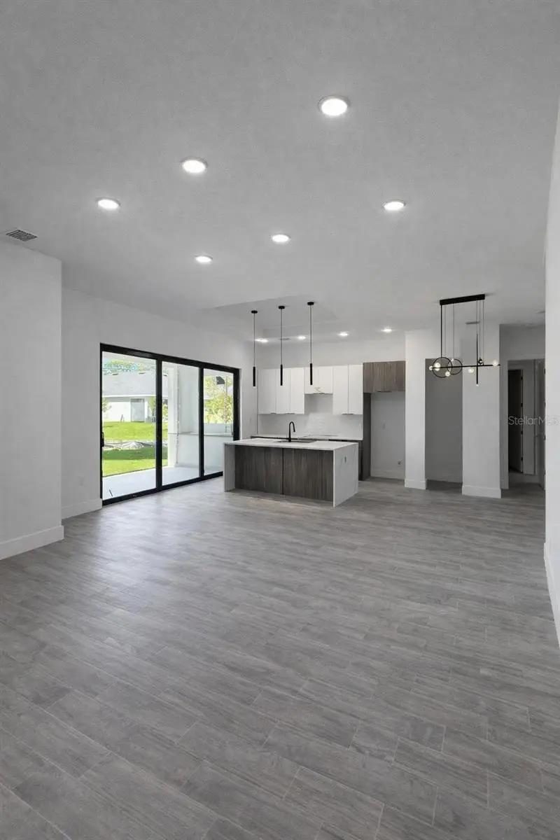1089 Cornelius Blvd, FL