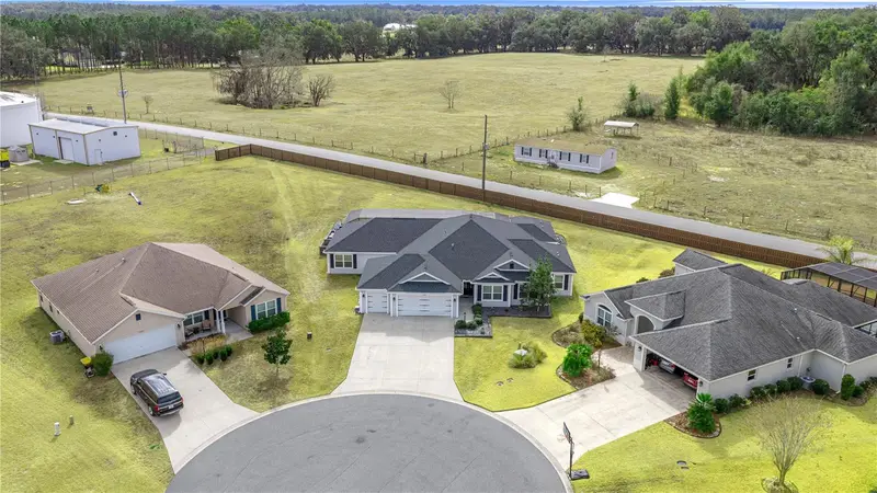 11041 White Ter, FL