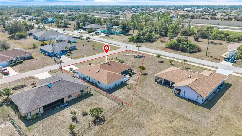 1726 Blue Lake Cir, FL