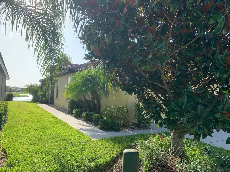 5409 Sunset Falls Dr, FL