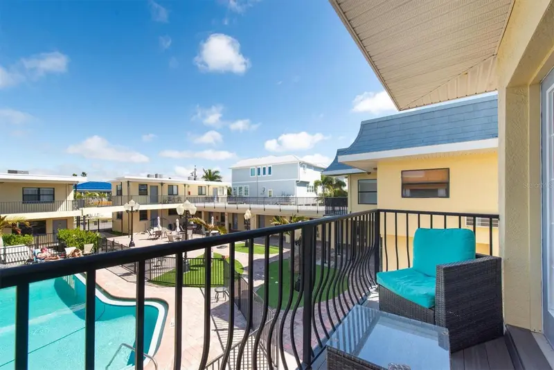16333 Gulf Blvd #201, FL
