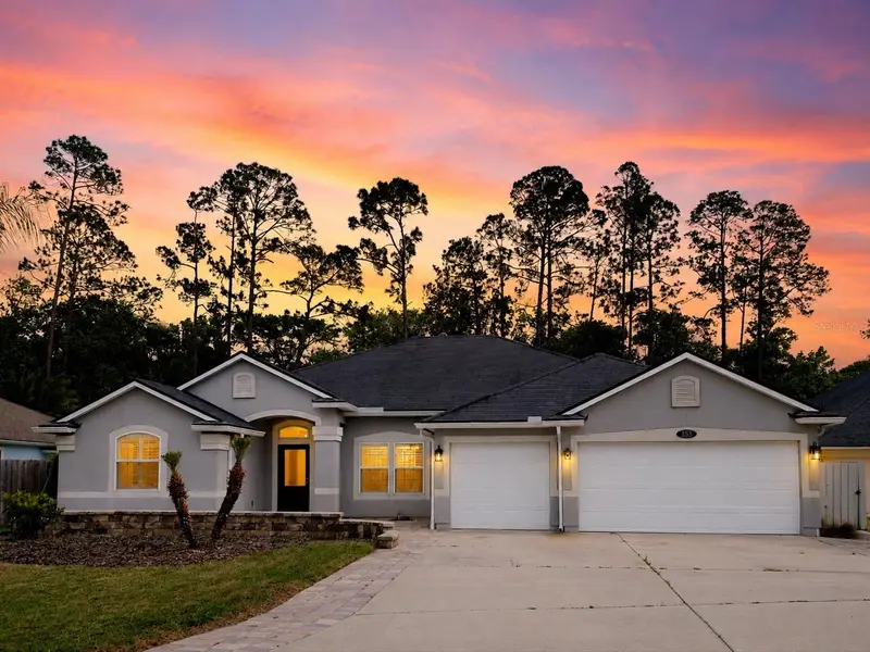 353 Crescent Key Dr, FL