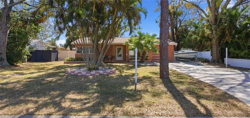 718 Bay Vista Blvd S, FL