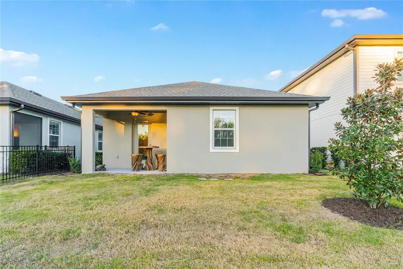1350 Greenfield Loop, FL