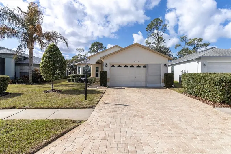 11634 Wheatfield Loop, FL