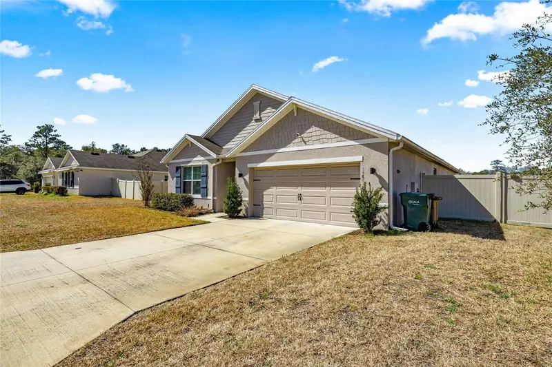 1484 Ne 50th Ter, FL
