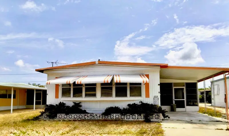 6624 Durian Trl, FL