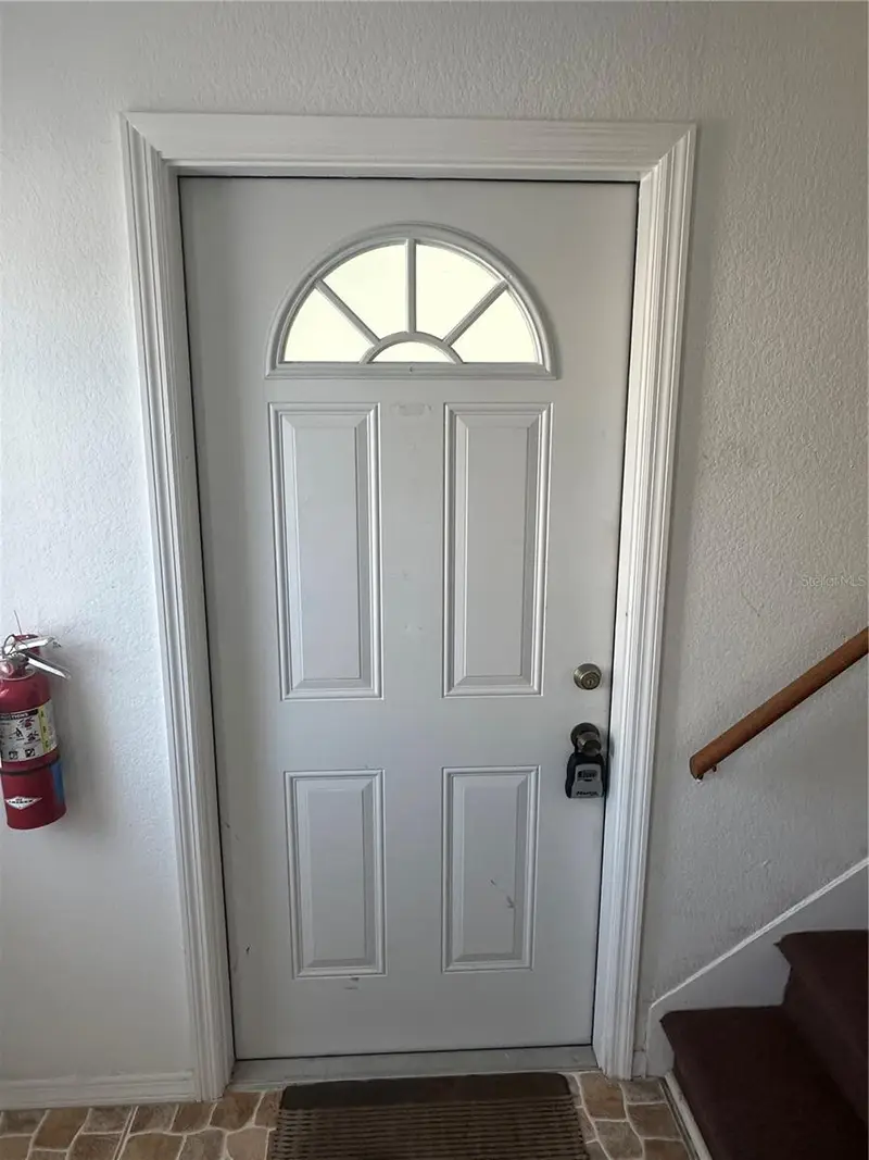 4158 Tamiami Trl #B1, FL