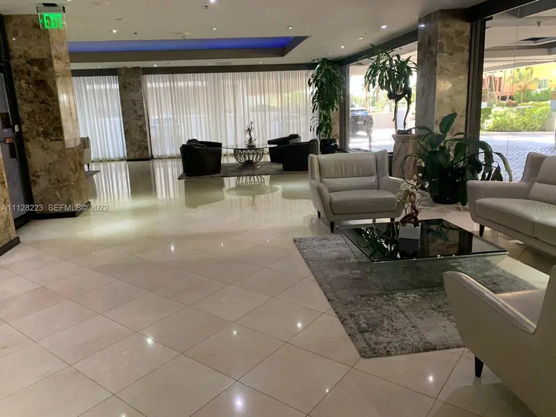 8877 Collins Ave #506, FL