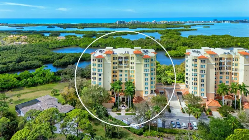 385 North Point Rd #701, FL
