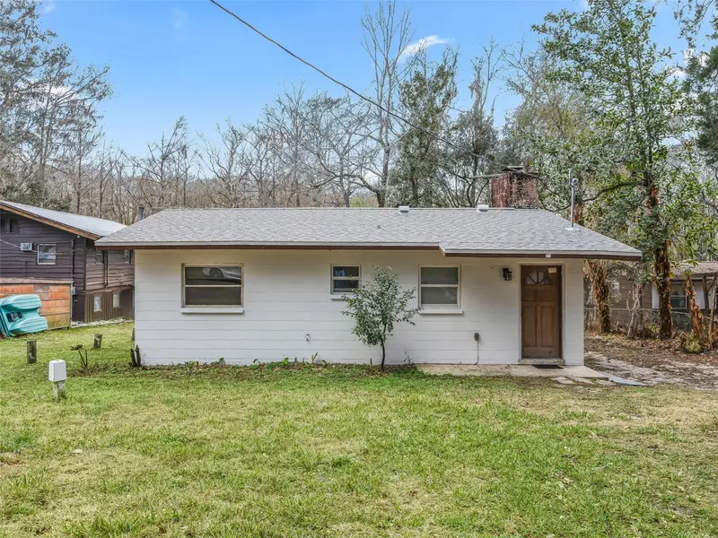 8935 Cr 647s, FL