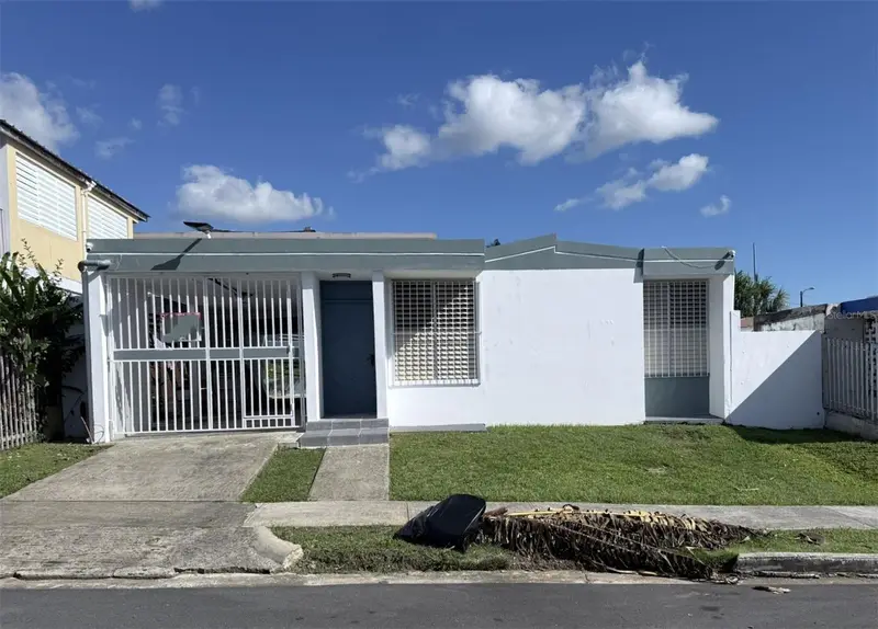 1749 Calle Horas, PR