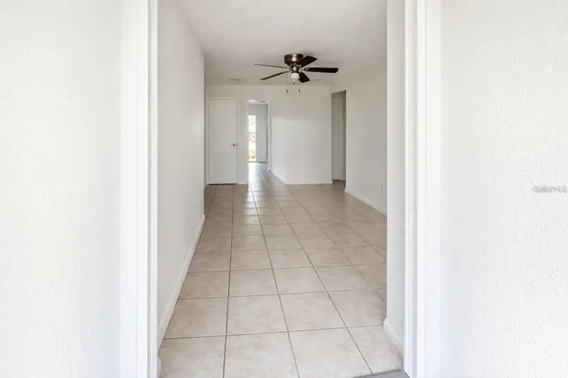 717 Lunar Lake Cir, FL