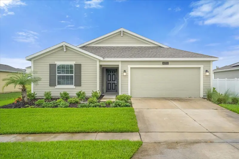 4712 Magnetite Loop, FL