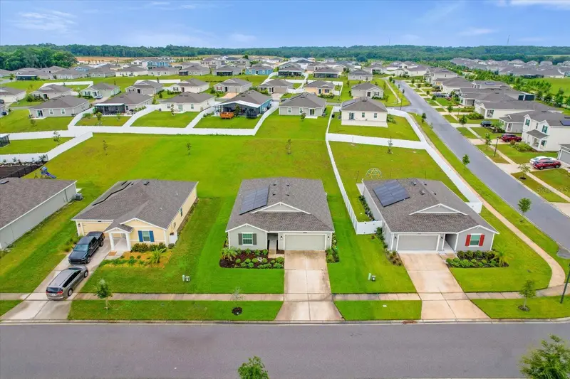 4712 Magnetite Loop, FL