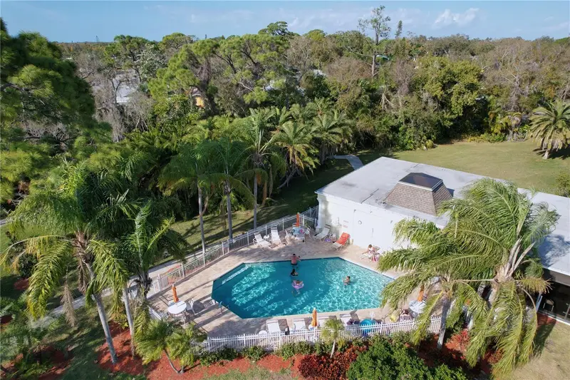 11273 Kapok Grand Cir, FL