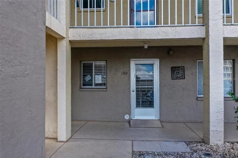 3502 Lake Bayshore Dr #K102, FL