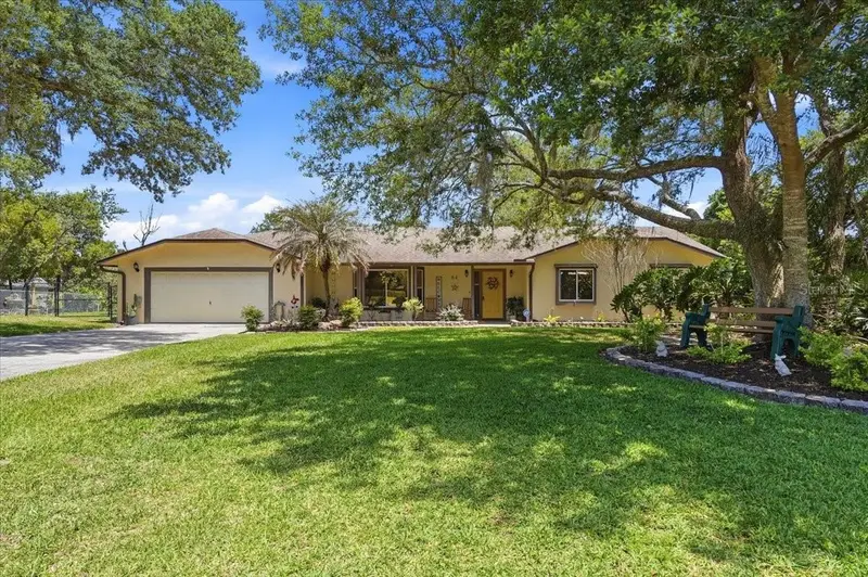 64 Pine Forest Dr, FL
