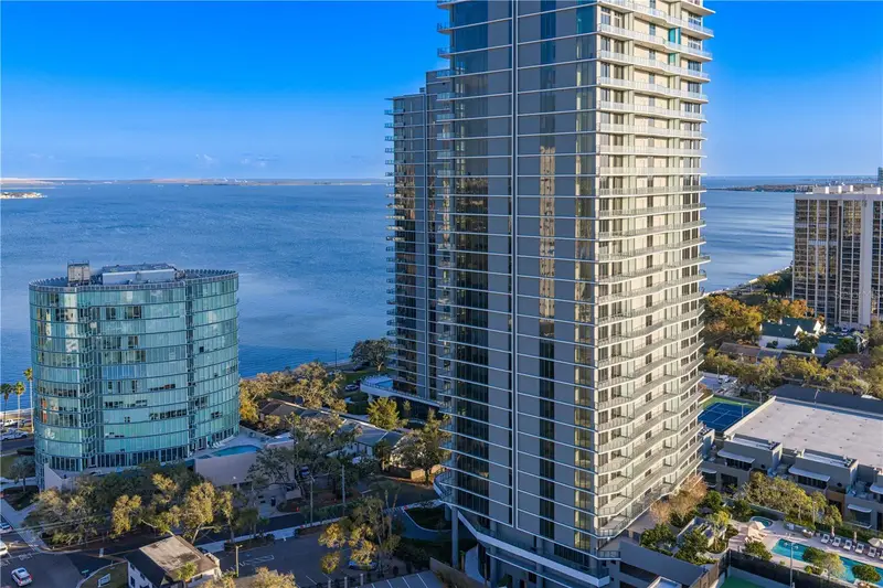 3015 S Ysabella Ave #1601, FL