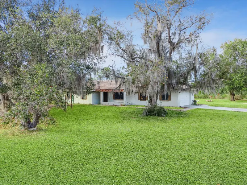 4250 Valencia Dr, FL