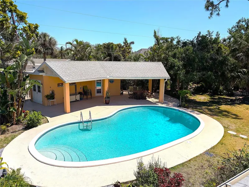 337 Harbor Dr S, FL