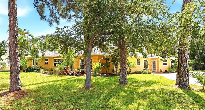 337 Harbor Dr S, FL