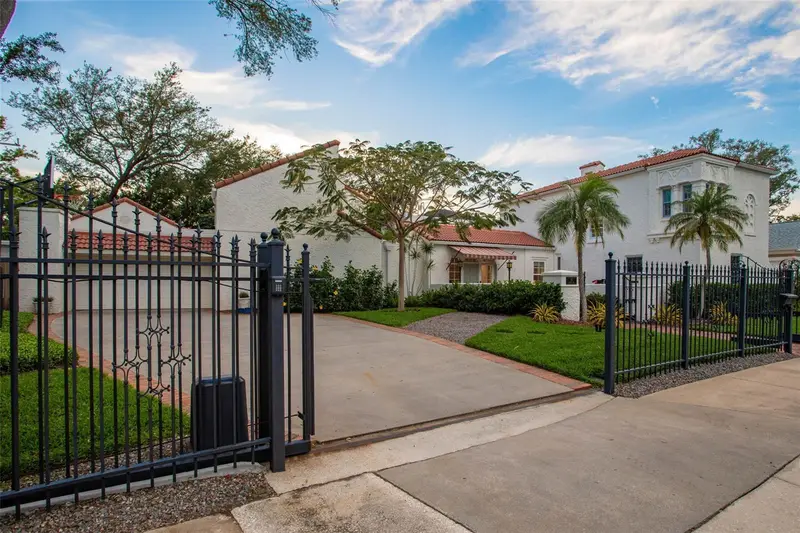 54 Aegean Ave, FL