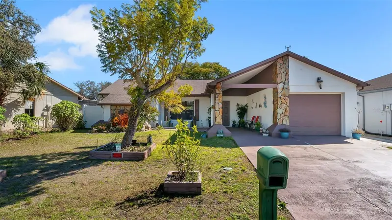 7630 Vienna Ln, FL
