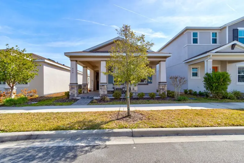 828 Middleton St, FL