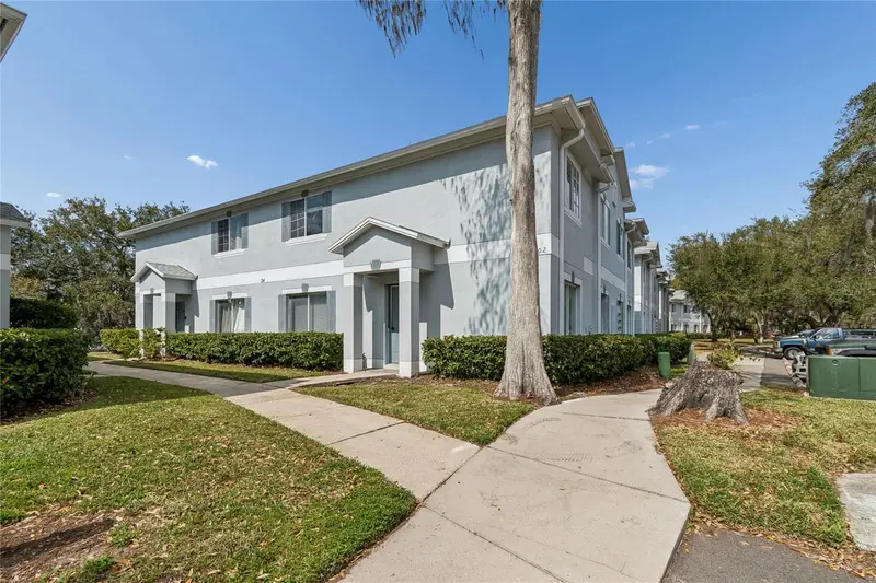 7402 E Bank Dr, FL