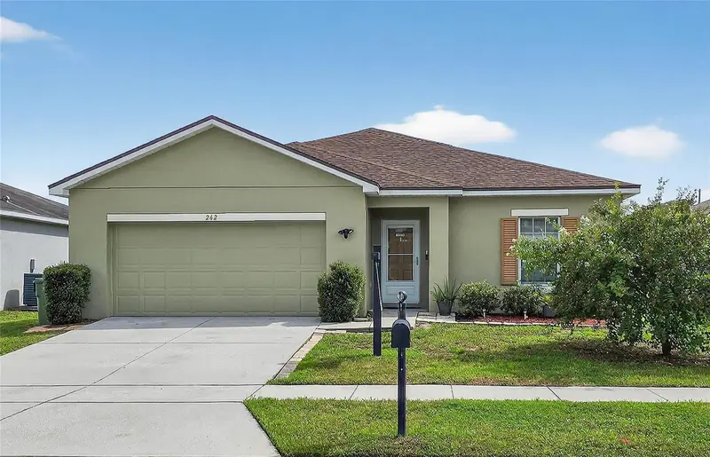 262 Oleander St, FL