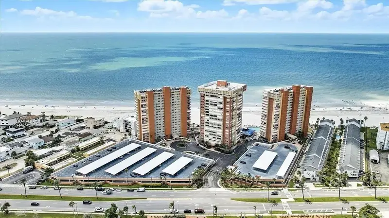 17920 Gulf Blvd #1401, FL