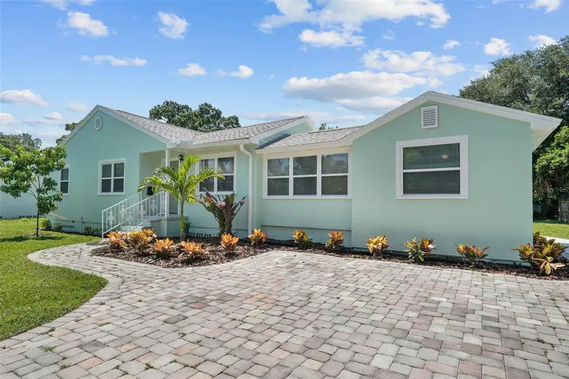 814 W Indiana Ave, FL