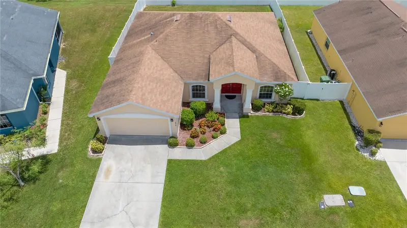 6518 Crescent Loop, FL