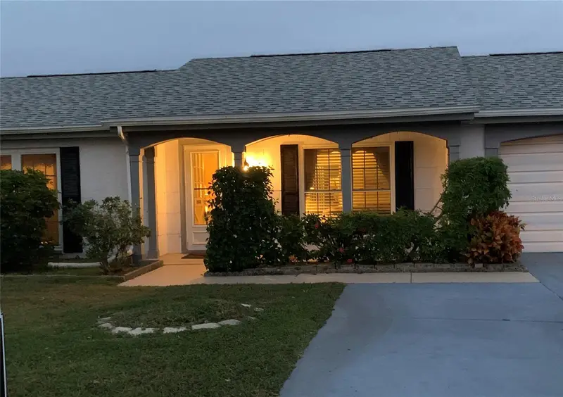 3552 Bluebell Ln, FL
