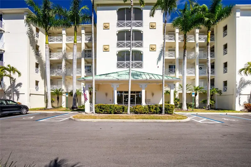 200 Harbor Walk Dr #353, FL